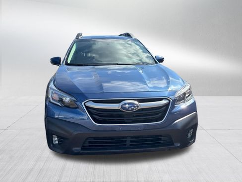 Used 2021 Subaru Outback Premium AWD/4WD image 4