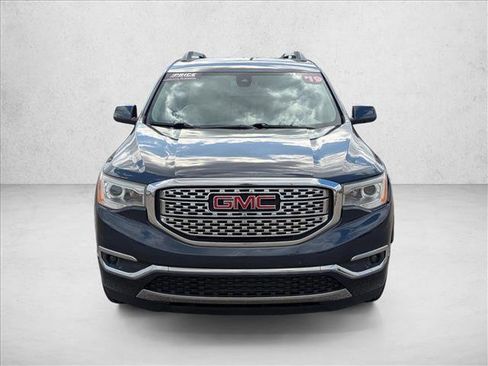Used 2019 GMC Acadia Denali FWD image 2