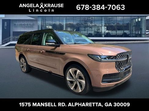 New 2026 Lincoln Navigator L Black Label w/ Black Label Special Edition AWD/4WD image 1