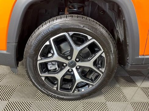 Used 2026 Jeep Compass Limited image 11