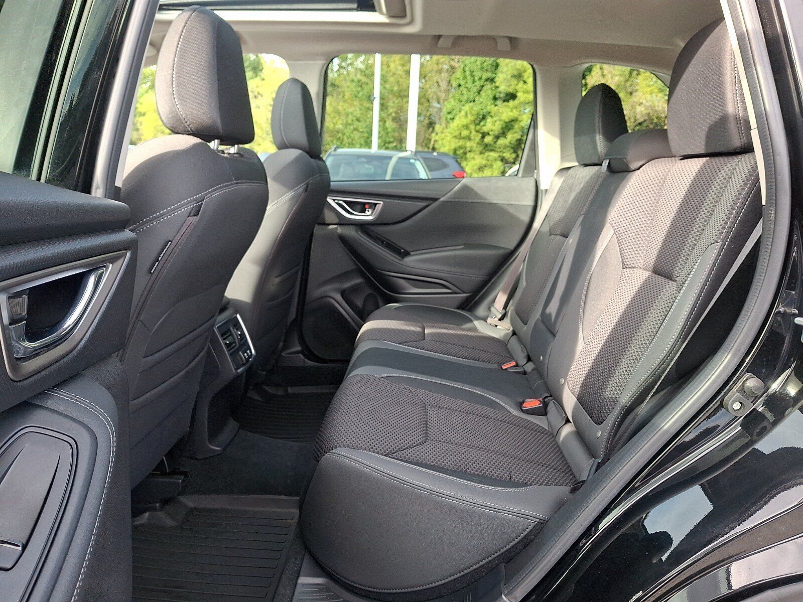 Used 2023 Subaru Forester Premium AWD/4WD image 10