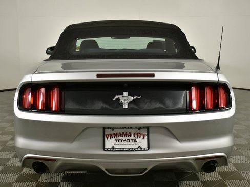 Used 2015 Ford Mustang V6 w/ Equipment Group 051A image 11