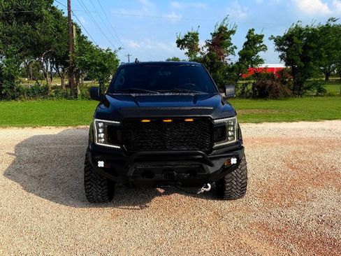 Used 2019 Ford F150 XLT w/ Equipment Group 302A Luxury AWD/4WD image 8