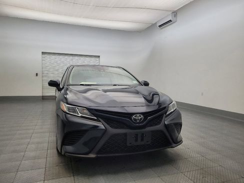 Used 2019 Toyota Camry SE image 14