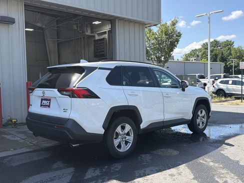 Used 2020 Toyota RAV4 XLE w/ All Weather Liner Package AWD/4WD image 5
