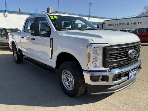 Used 2024 Ford F250 XL w/ XL Driver Assist Package image 2