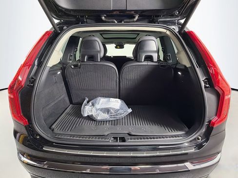 Used 2023 Volvo XC90 T8 Ultimate w/ Lounge Package AWD/4WD image 29