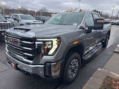New 2026 GMC Sierra 2500 SLE w/ SLE Value Package; image 3