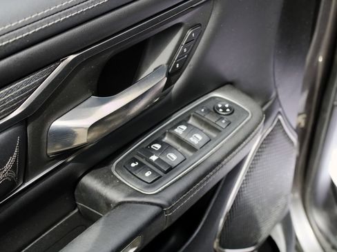 Used 2019 RAM 1500 Limited w/ Advanced Safety Group AWD/4WD image 11