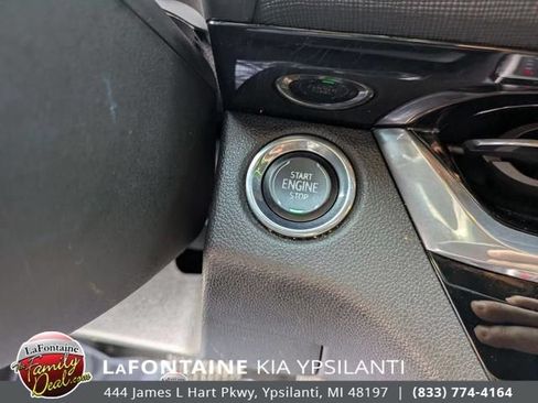 Used 2024 Buick Envista Sport Touring w/ Convenience I Package FWD image 21