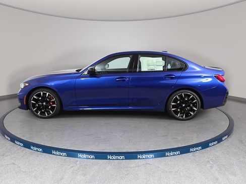 New 2026 BMW 330i xDrive Sedan w/ M Sport Package AWD/4WD image 8