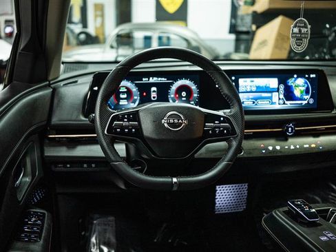 Used 2024 Nissan Ariya FWD image 14