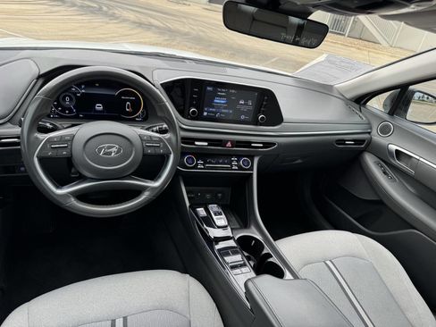 Used 2021 Hyundai Sonata SEL w/ Convenience Package FWD image 12