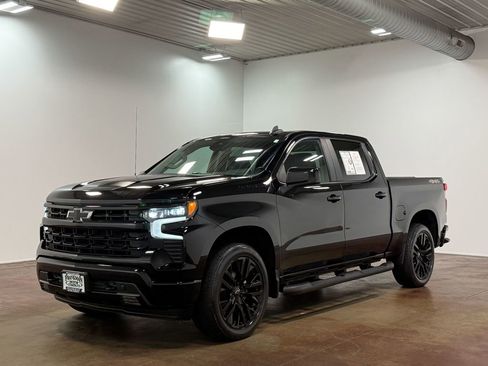 Used 2024 Chevrolet Silverado 1500 RST w/ Rally Edition AWD/4WD image 7