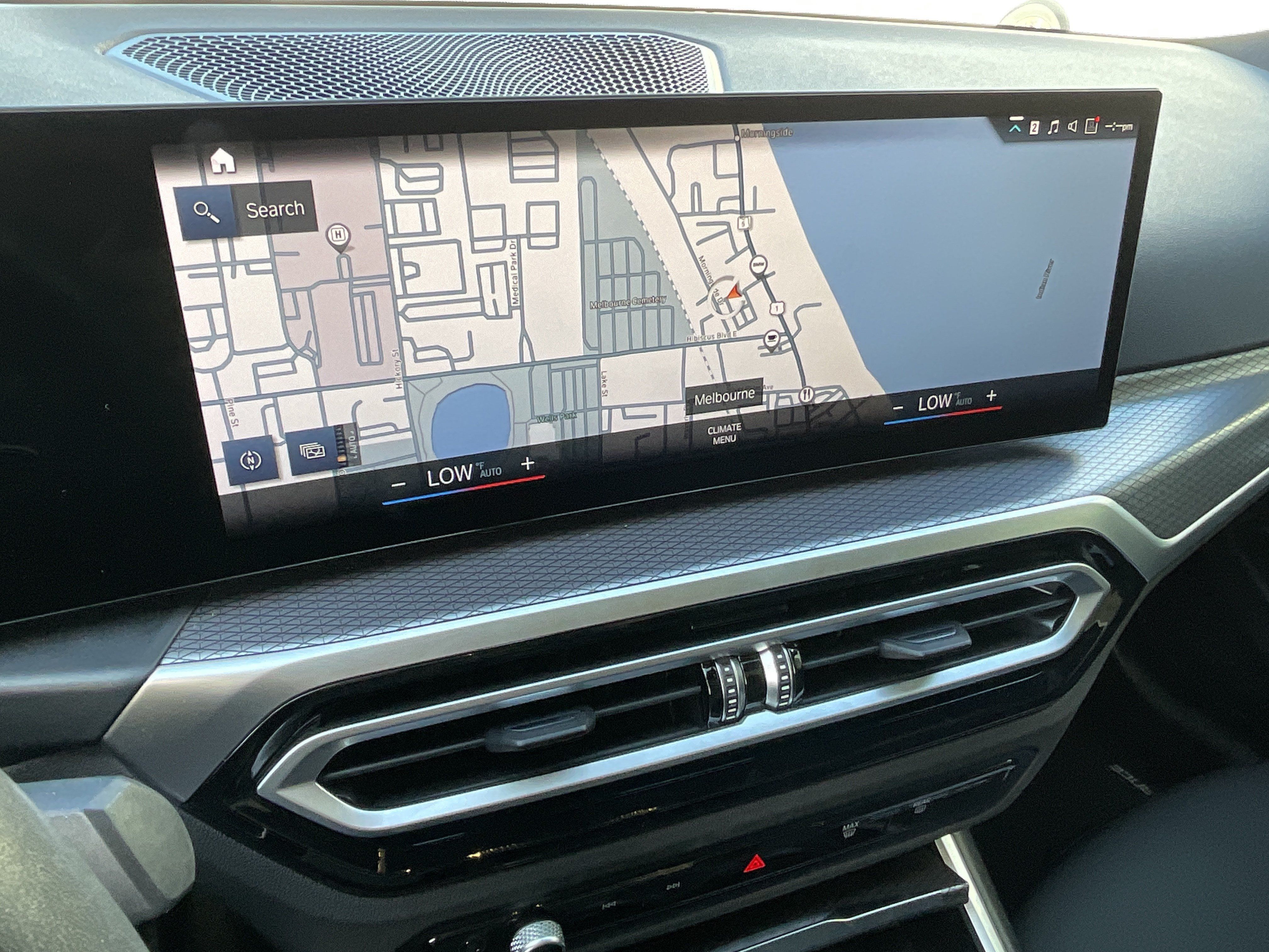 Certified 2024 BMW 330i Sedan w/ M Sport Package RWD image 18