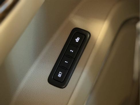 Used 2016 GMC Yukon Denali w/ Open Road Package AWD/4WD image 39