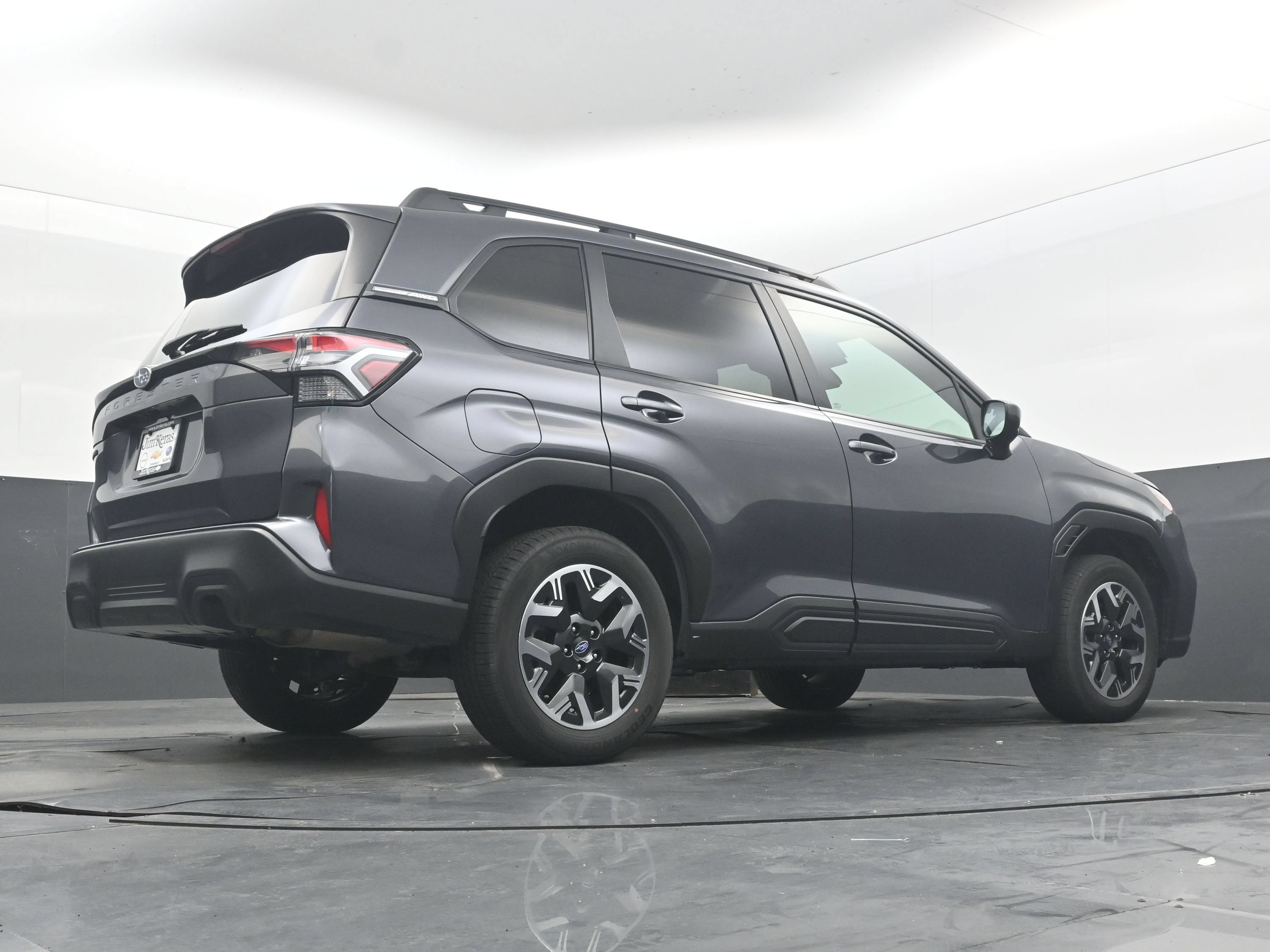 Used 2025 Subaru Forester Premium AWD/4WD image 29