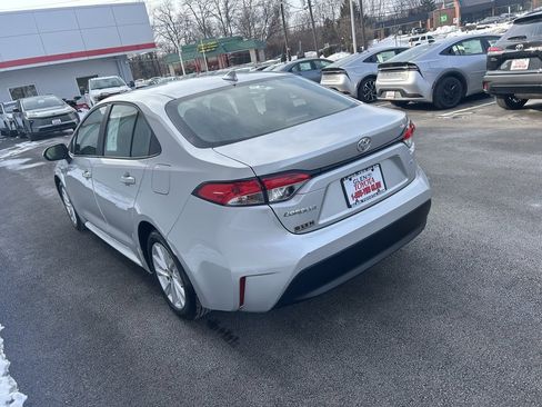 Certified 2025 Toyota Corolla LE w/ LE Premium Package image 7