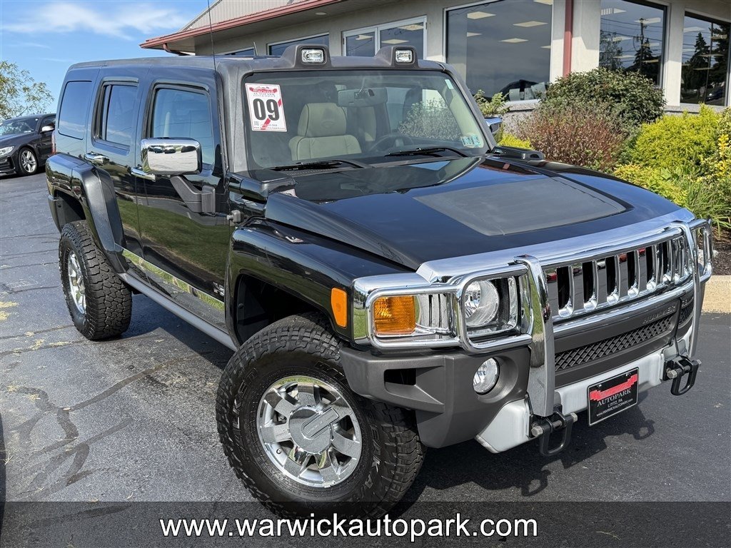 Used 2009 HUMMER H3 Alpha AWD/4WD image 1