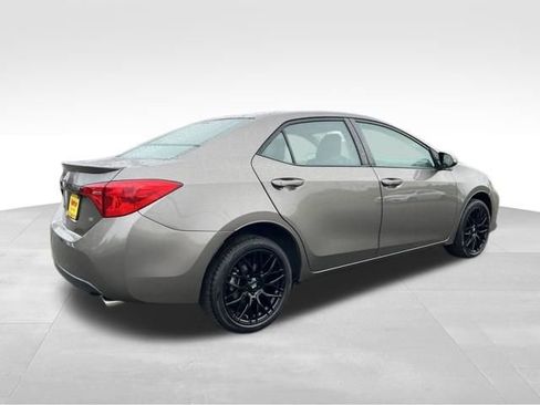 Used 2019 Toyota Corolla SE image 7