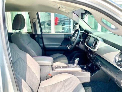 Used 2023 Toyota Tacoma SR5 RWD image 26