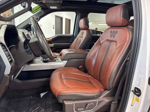 Used 2018 Ford F150 King Ranch w/ Equipment Group 601A Luxury AWD/4WD image 19