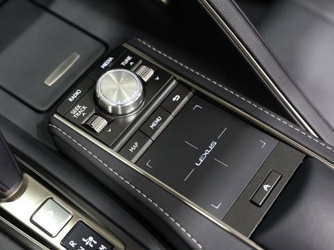 Used 2022 Lexus LC 500 Convertible w/ Touring Package image 48