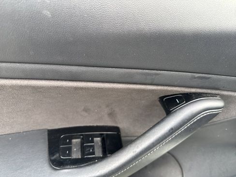 Used 2019 Tesla Model 3 Mid Range image 12