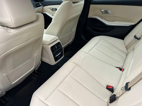 Used 2021 BMW 330i xDrive 330i xDrive w/ Premium Package image 13