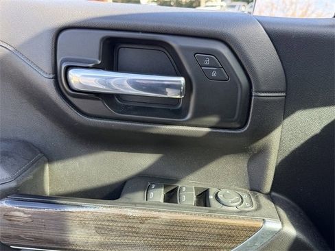 Used 2021 Chevrolet Silverado 1500 LT Trail Boss w/ Convenience Package II image 24