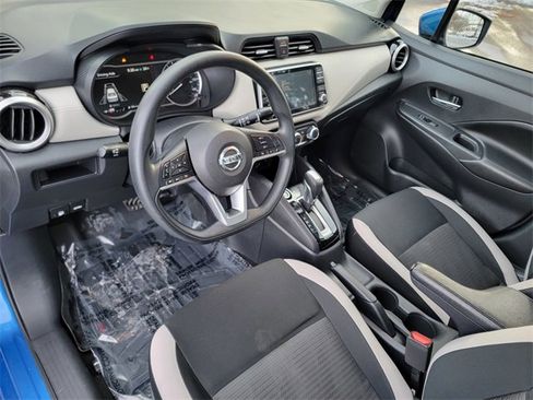 Used 2020 Nissan Versa SV image 19