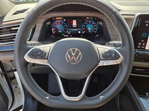 New 2026 Volkswagen Atlas SEL AWD/4WD image 11