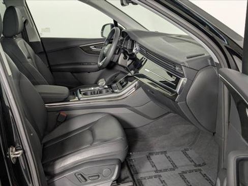 Used 2023 Audi Q7 3.0T Premium AWD/4WD image 23