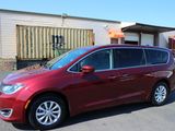 Used 2018 Chrysler Pacifica Touring Plus image 4
