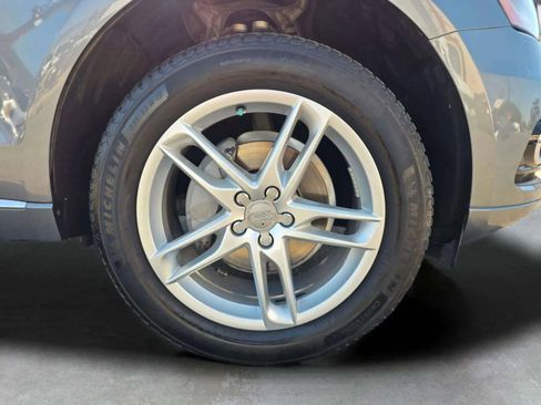 Used 2017 Audi Q5 2.0T Premium Plus w/ Technology Package image 11