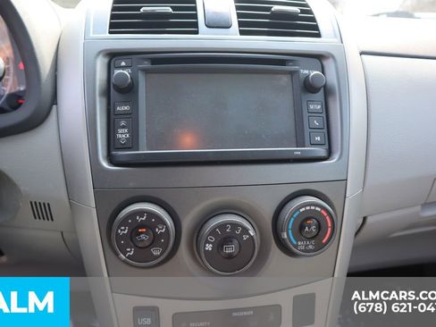 Used 2013 Toyota Corolla LE image 32
