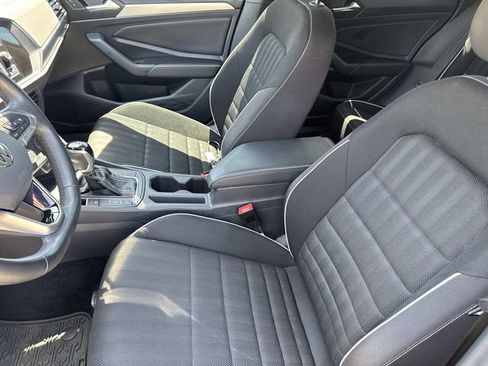 Used 2024 Volkswagen Jetta Sport FWD image 18