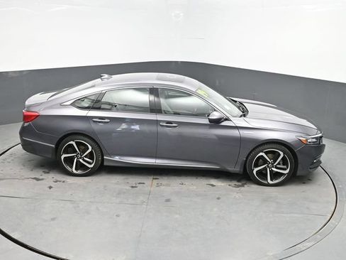 Used 2019 Honda Accord Touring image 26