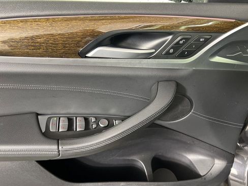 Used 2020 BMW X3 xDrive30i w/ Premium Package image 19