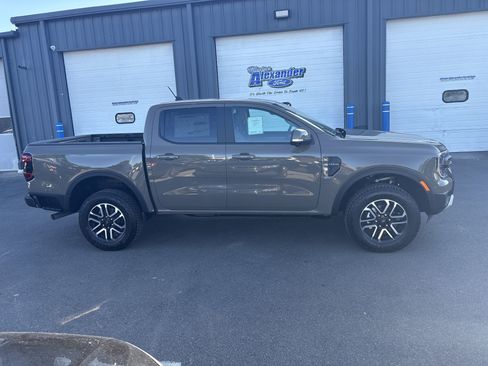 New 2025 Ford Ranger Lariat w/ Trailer Tow Package image 2