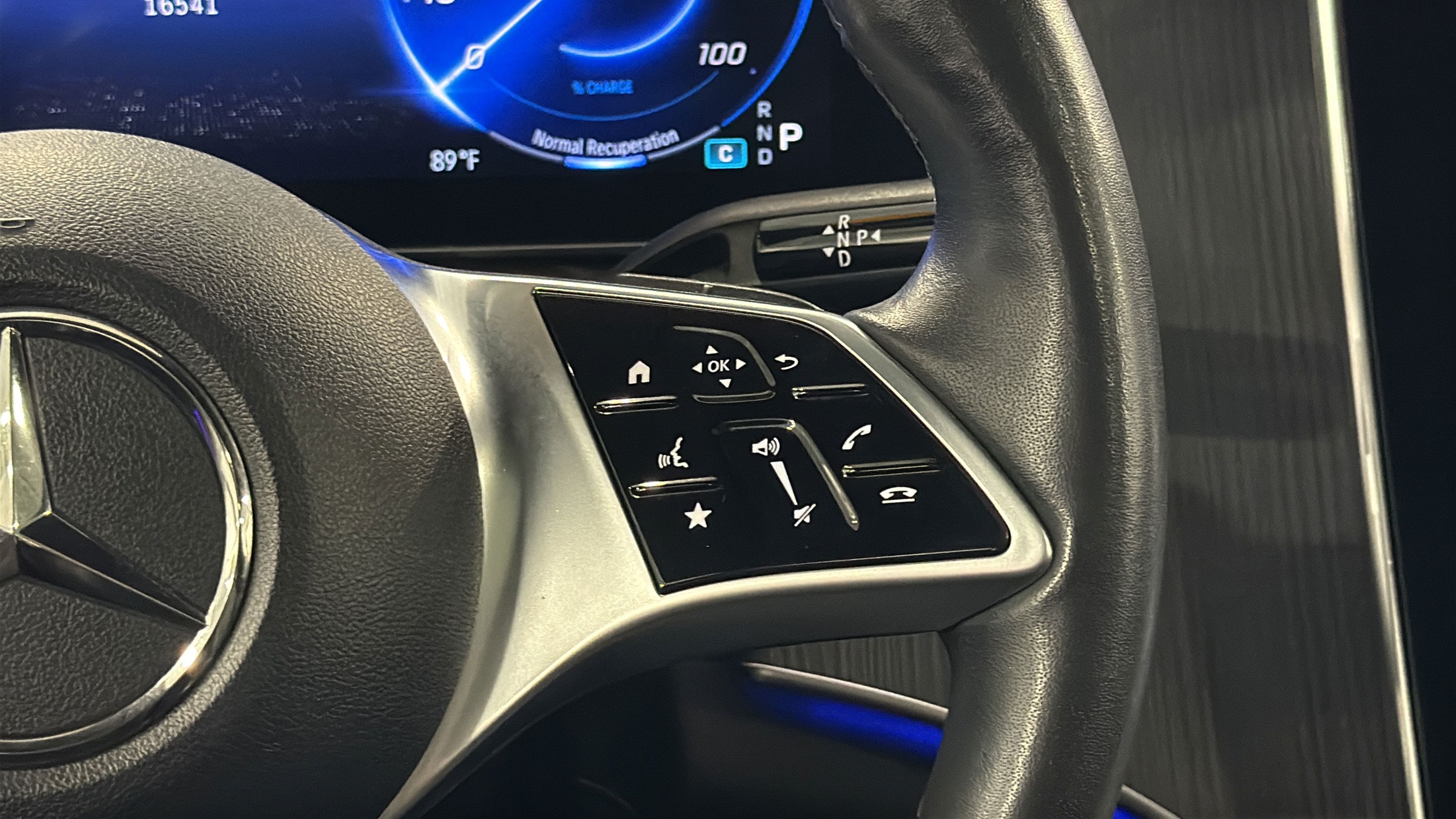 Certified 2023 Mercedes-Benz EQE 500 4MATIC SUV image 29