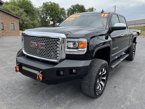 Used 2017 GMC Sierra 2500 Denali AWD/4WD image 33