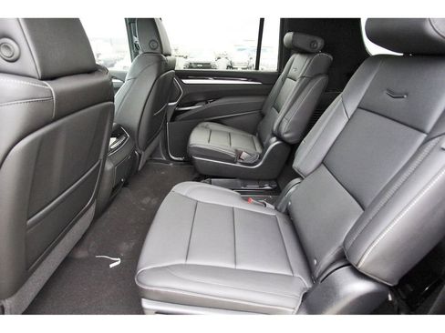 New 2026 Cadillac Escalade ESV Base image 7