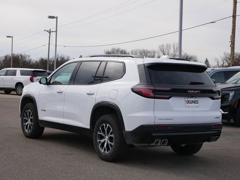 New 2026 GMC Acadia AT4 w/ Luxury Package AWD/4WD image 4
