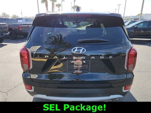 Used 2022 Hyundai Palisade SEL w/ Premium Package image 6