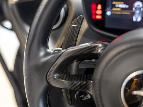 Used 2020 McLaren 600LT Spider RWD image 38