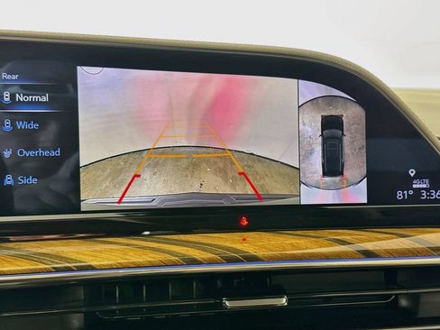 Used 2023 Cadillac Escalade Sport Platinum w/ Heavy-Duty Trailer Package AWD/4WD image 15