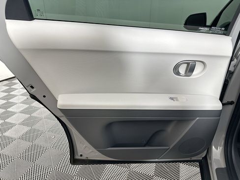 Used 2024 Hyundai Ioniq 5 SEL RWD image 26