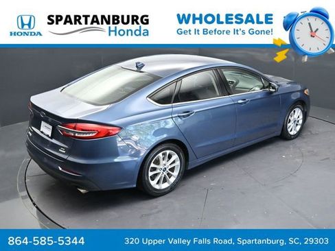 Used 2019 Ford Fusion SE image 24