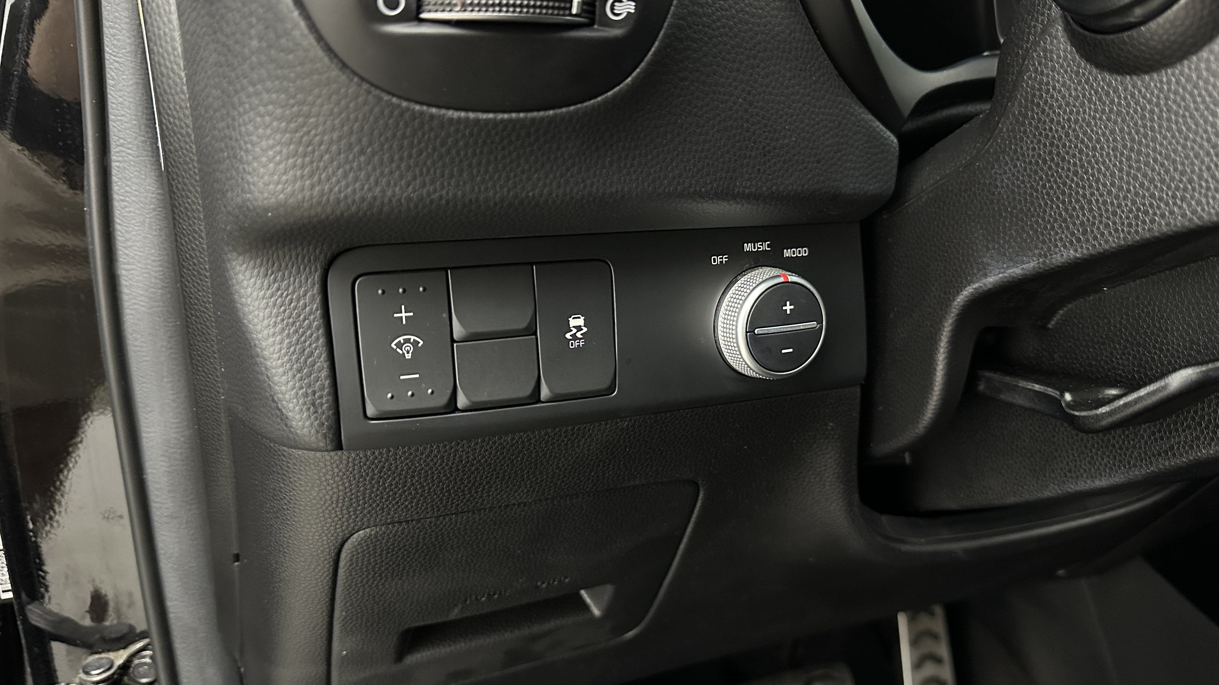 Used 2016 Kia Soul + w/ Tarmac Special Edition FWD image 23